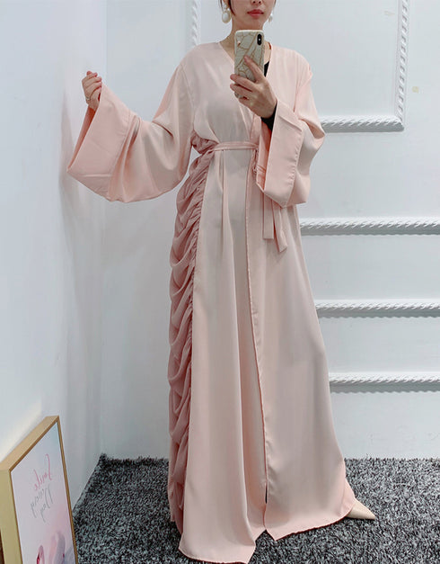 Elegant Ramadan Abayas and Kaftans for Muslim Women